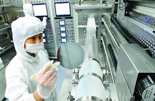 台积电、三星与英特尔EUV光罩盒采购需求爆发，厂商接单供应告急