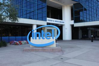 英特尔携手Facebook优化Xeon处理器，计划年底推出