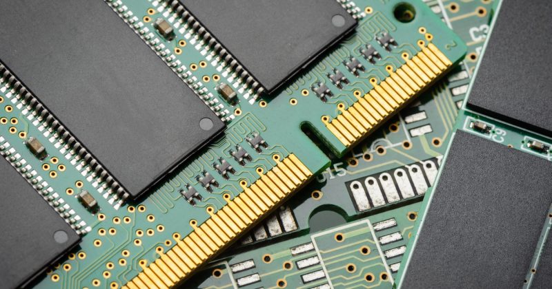 紫光成都3D堆叠芯片存储工厂将具备月产30万片能力