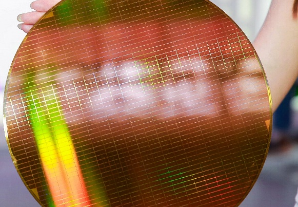 中国首款!长江存储启动64层3D NAND闪存量产